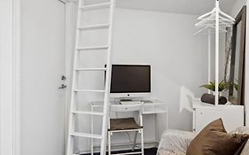 Cozy Room In Central Oslo Grunerlokka Happy Days